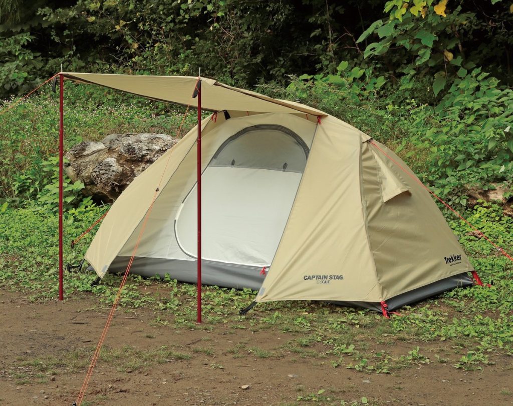 初心者にもおすすめのテント 張りやすいのは吊り下げ式テント