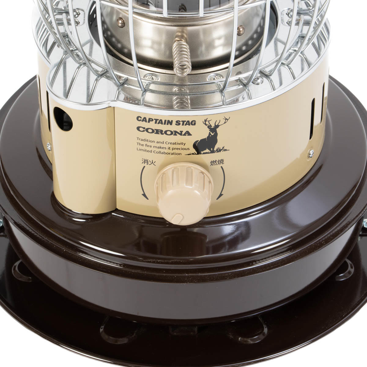 キャプテンスタッグ×コロナ 石油ストーブ イメージカット3